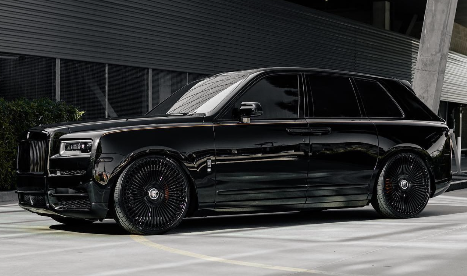 PAPA Rentals — Rolls-Royce Cullinan